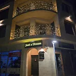 Just A Dream - Guest Apartment Trojan