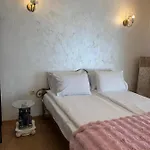 Apartment Just A Dream - Guest Trojan